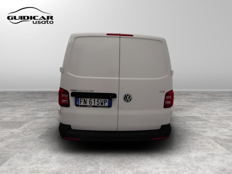 GuidiCar - VOLKSWAGEN INDUSTRIALI Transporter 2018 Transporter - Transporter Van  Business   2.0 TDI 81 kW  ant. man. L1 Usato